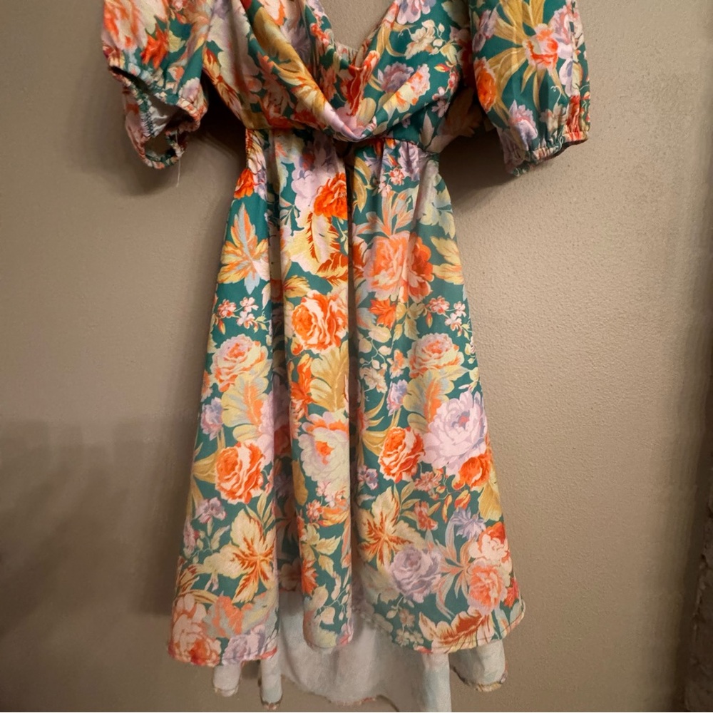 HELLO MOLLY On The Beat Floral‎ Mini Dress - Picture 3 of 7